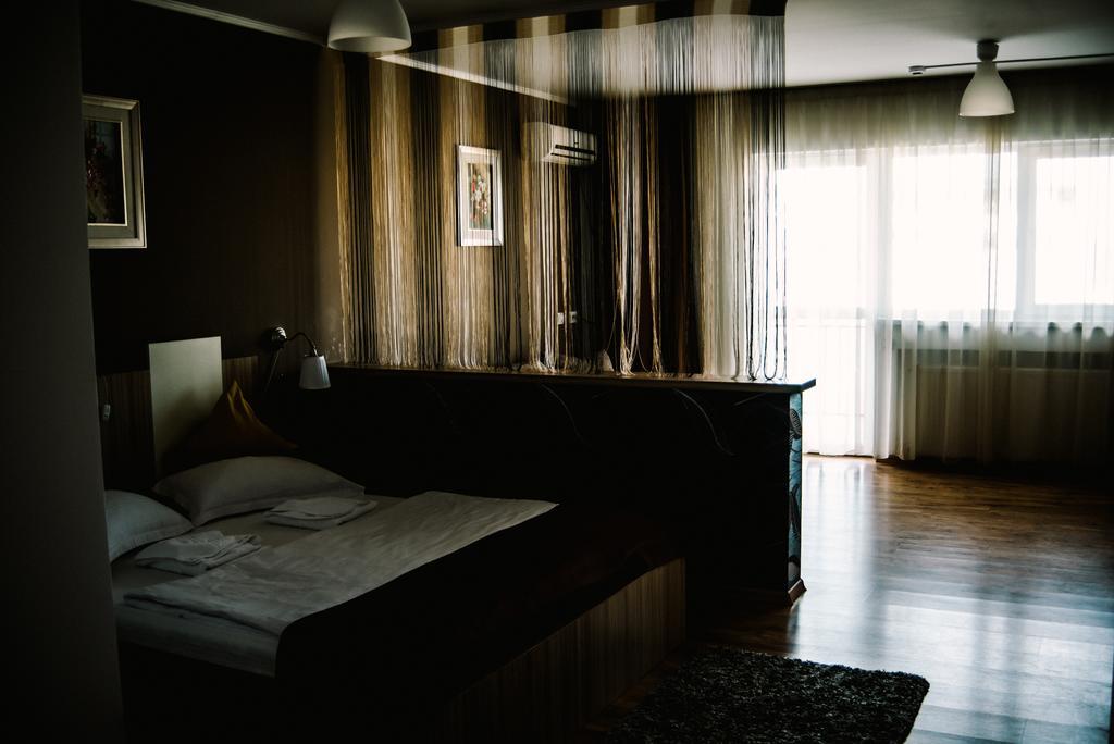 קלוז'-נאפוקה Hotel Gala מראה חיצוני תמונה