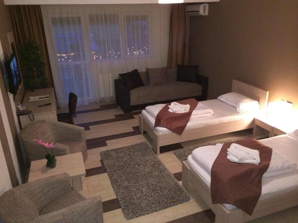 קלוז'-נאפוקה Hotel Gala מראה חיצוני תמונה